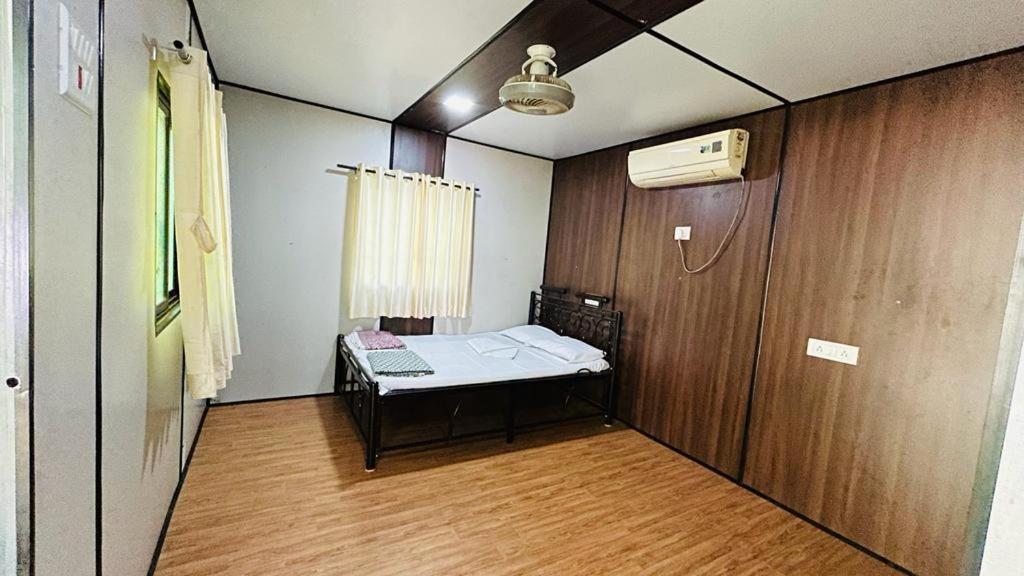 Stay On The Way Resort Mandwa Alībāg Exterior foto