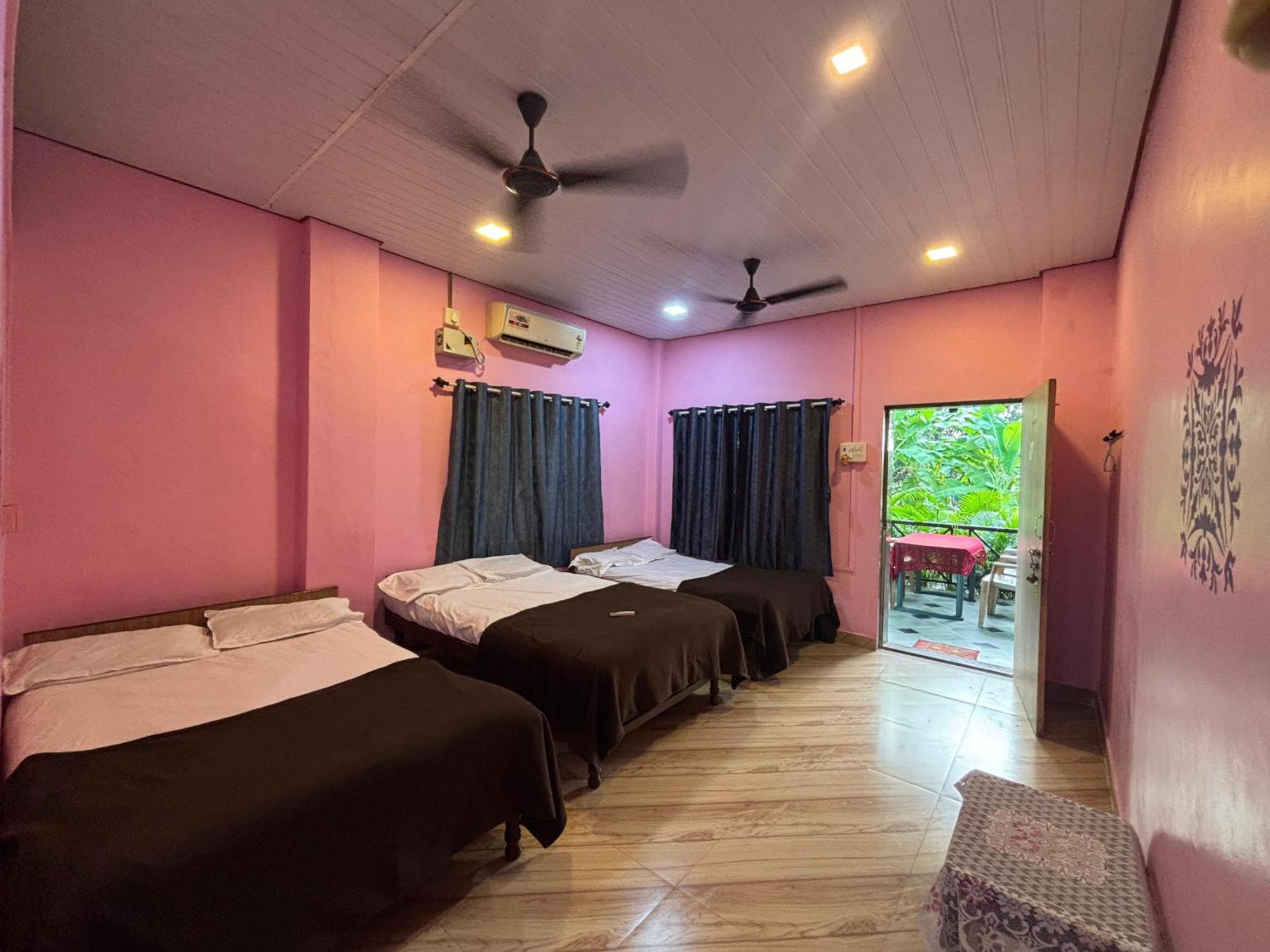 Stay On The Way Resort Mandwa Alībāg Zimmer foto